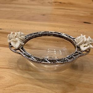 Elegant Glass and Cream Floral Bath Dish